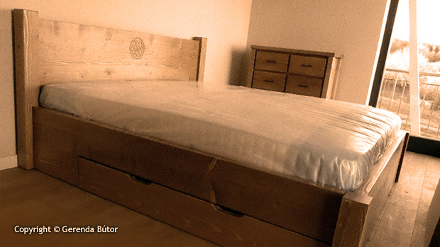 Ágyneműtartós ágy